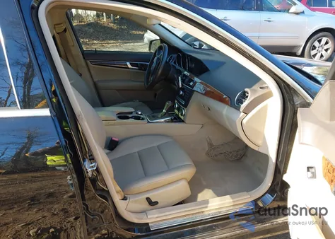 2012 Mercedes-Benz C 300 Sport 4Matic from USA, damaged, VIN WDDGF8BB2CR230963